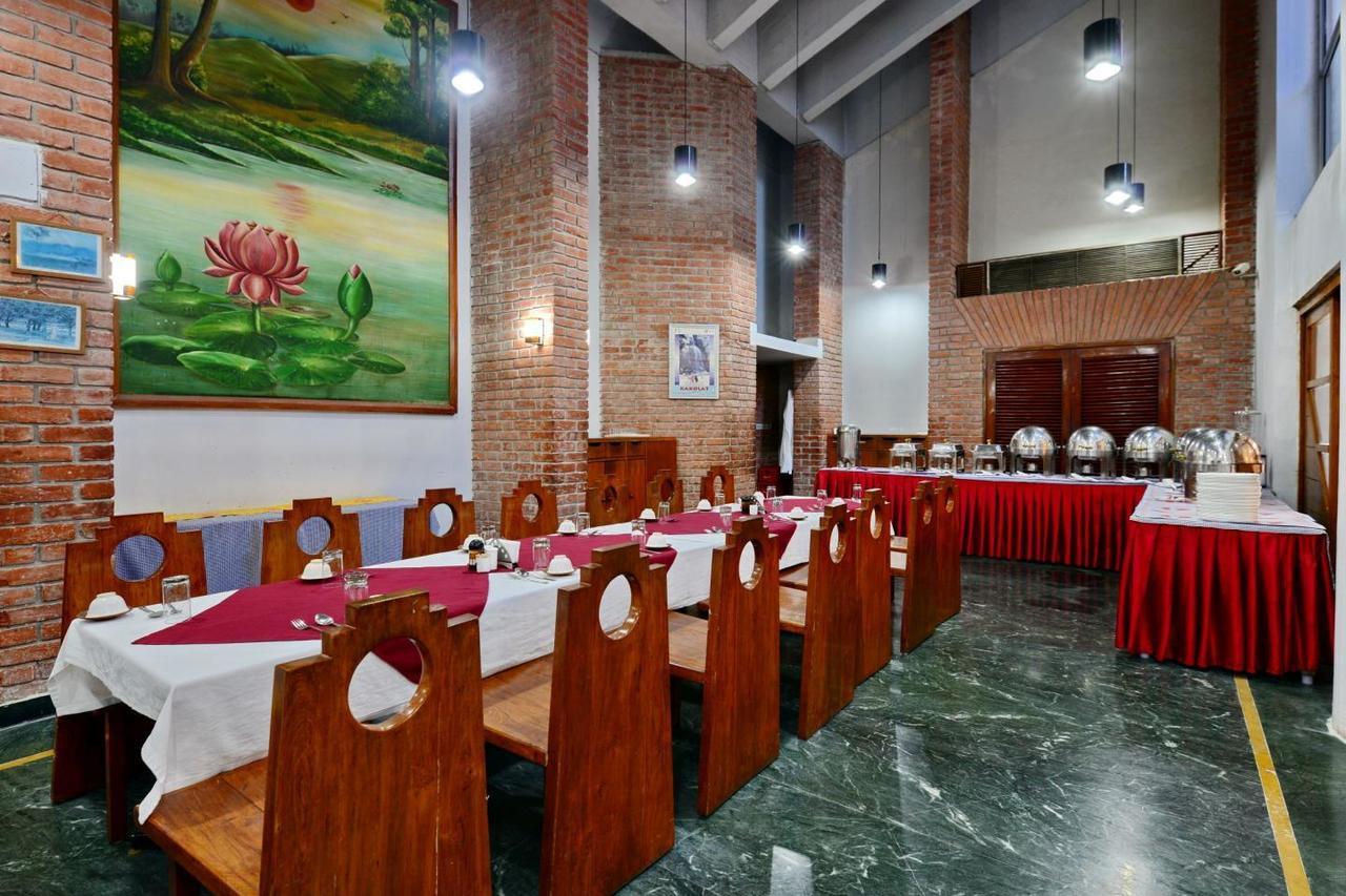 Indo Hokke Hotel Rajgir Ngoại thất bức ảnh